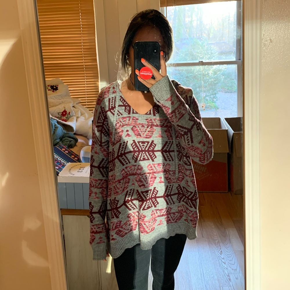 American Eagle Outfitter Sweater